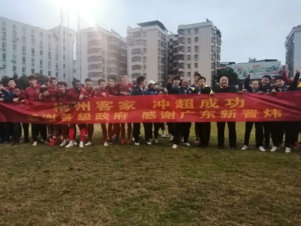 亚洲成人午夜影院